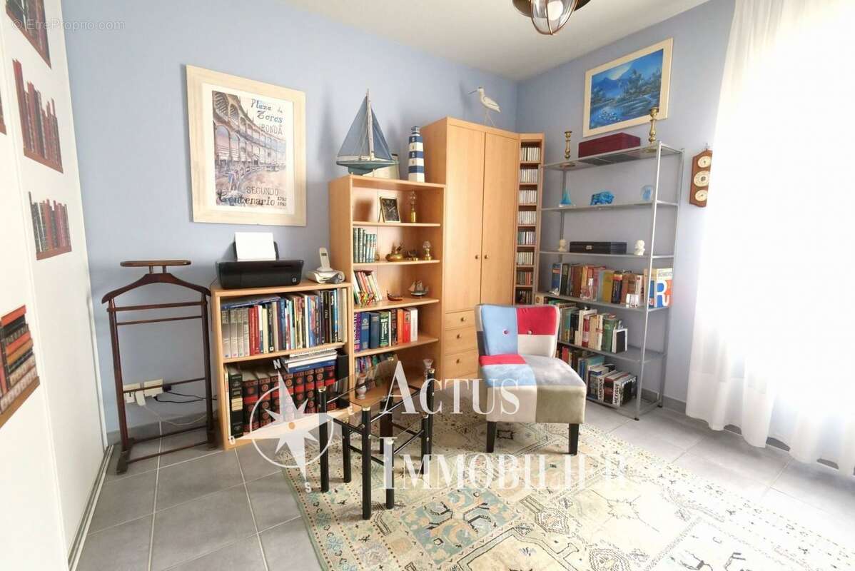 Appartement à SALON-DE-PROVENCE