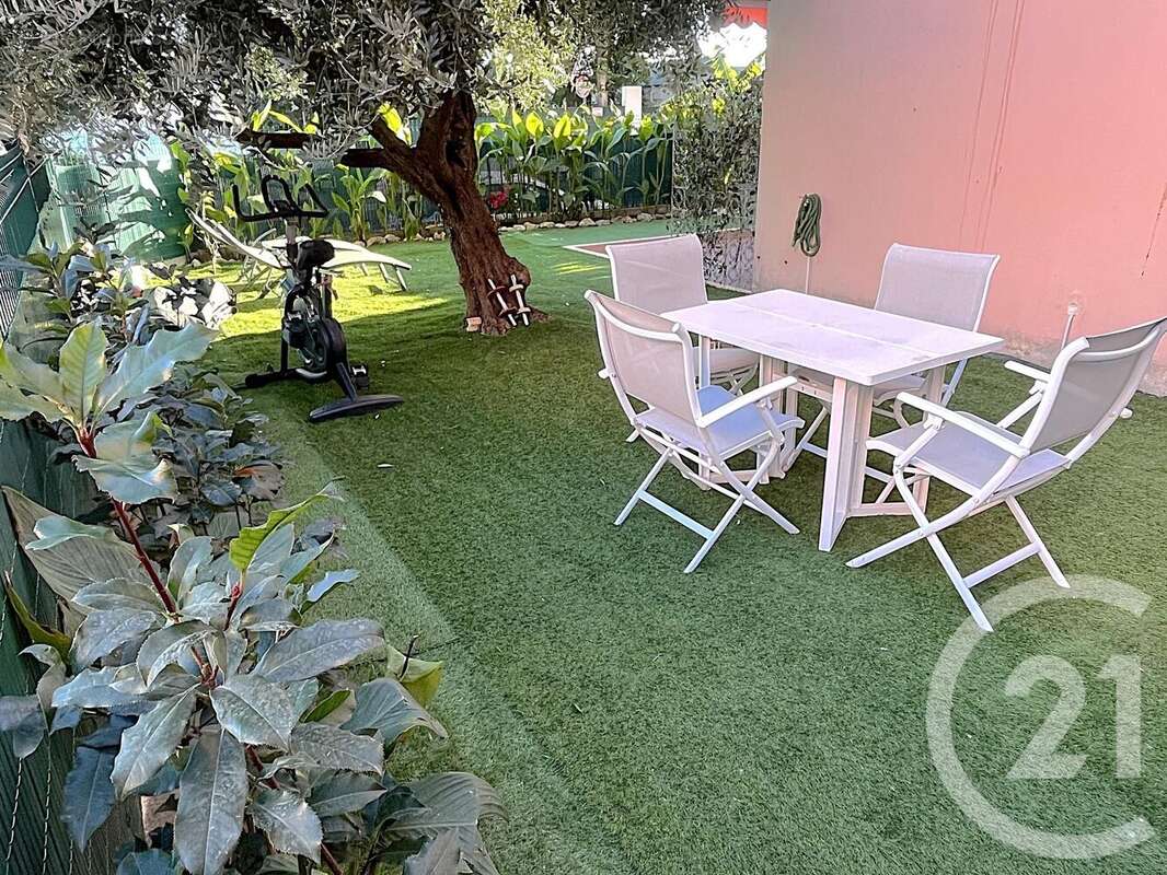 Appartement à ROQUEBRUNE-CAP-MARTIN