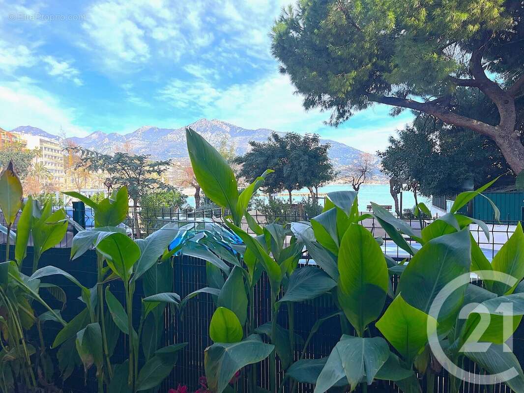 Appartement à ROQUEBRUNE-CAP-MARTIN