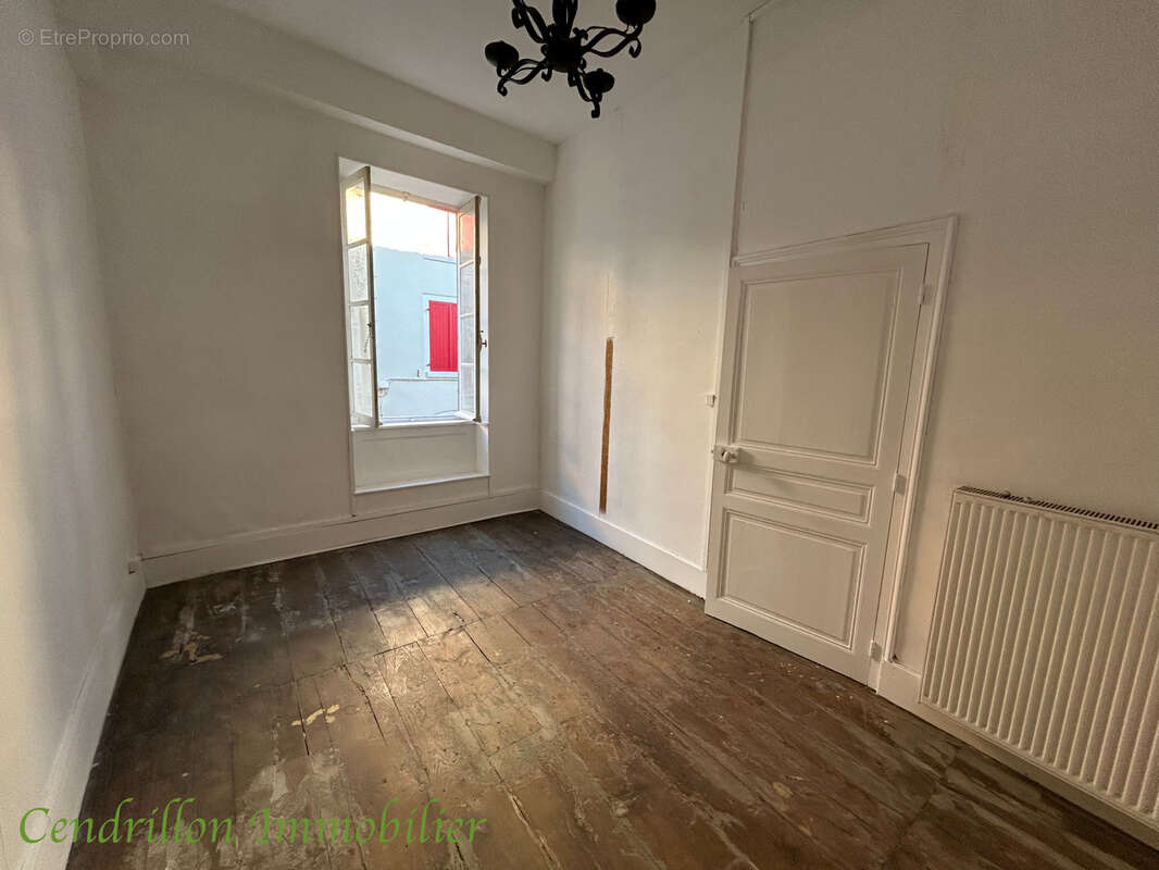 Appartement à BOURGANEUF