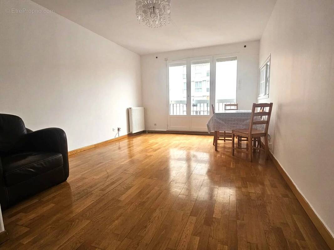 Appartement à MONTREUIL