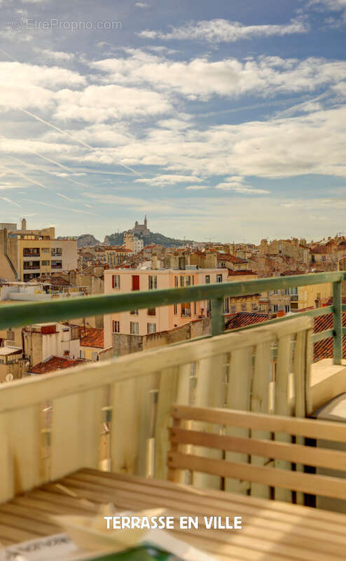 Appartement à MARSEILLE-5E