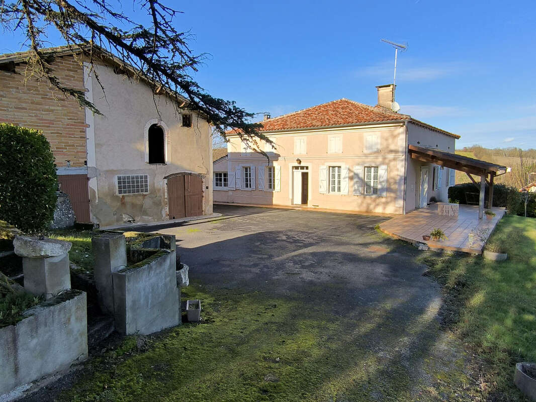 Maison à L&#039;ISLE-JOURDAIN