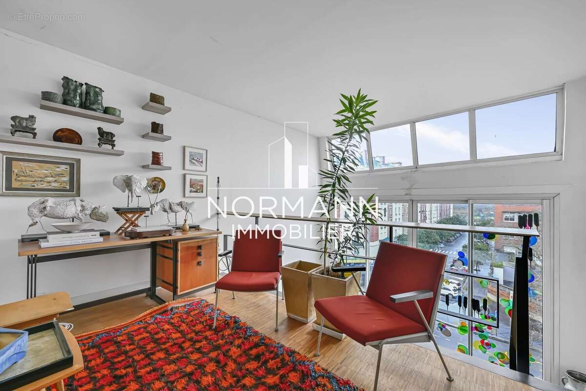 Appartement à PARIS-17E