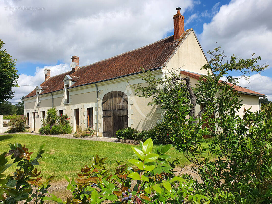 Maison à COUFFY