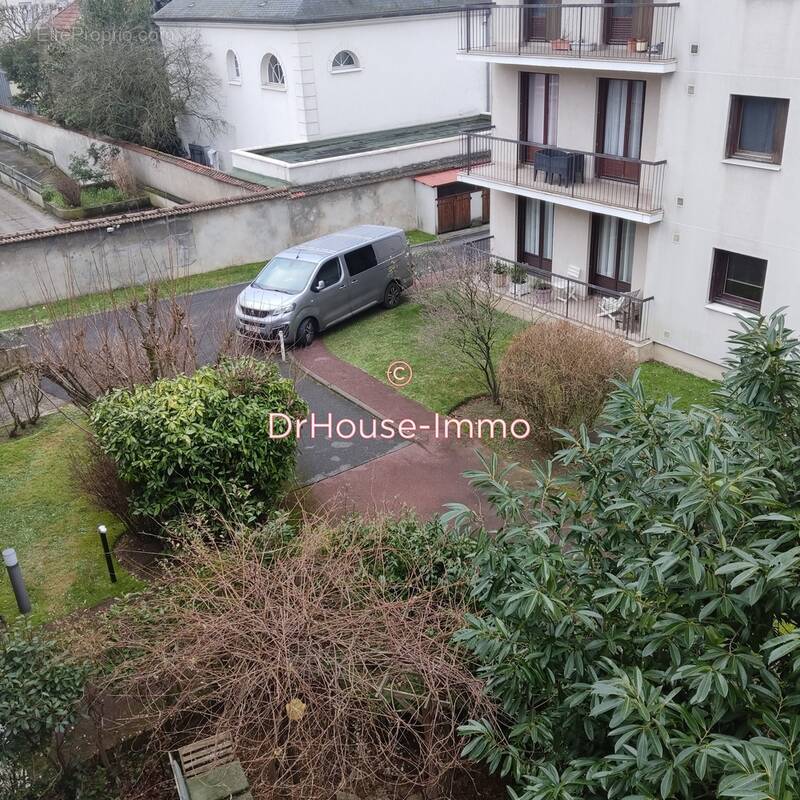 Appartement à LE PERREUX-SUR-MARNE