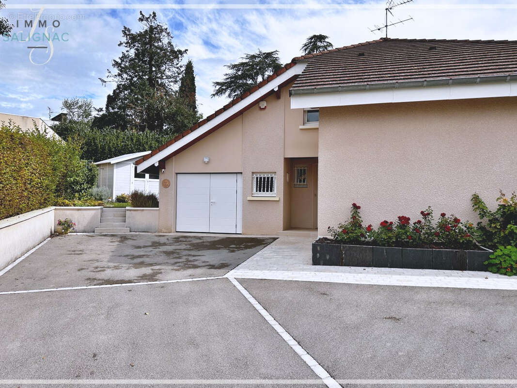 Maison à BOURG-EN-BRESSE