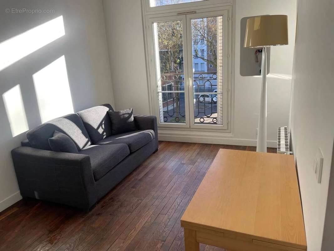 Appartement à PARIS-15E