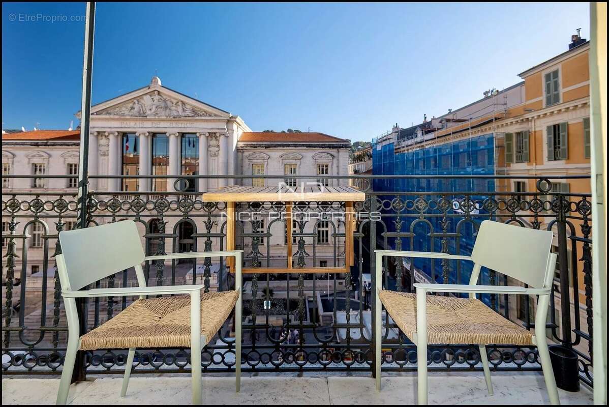 Appartement à NICE