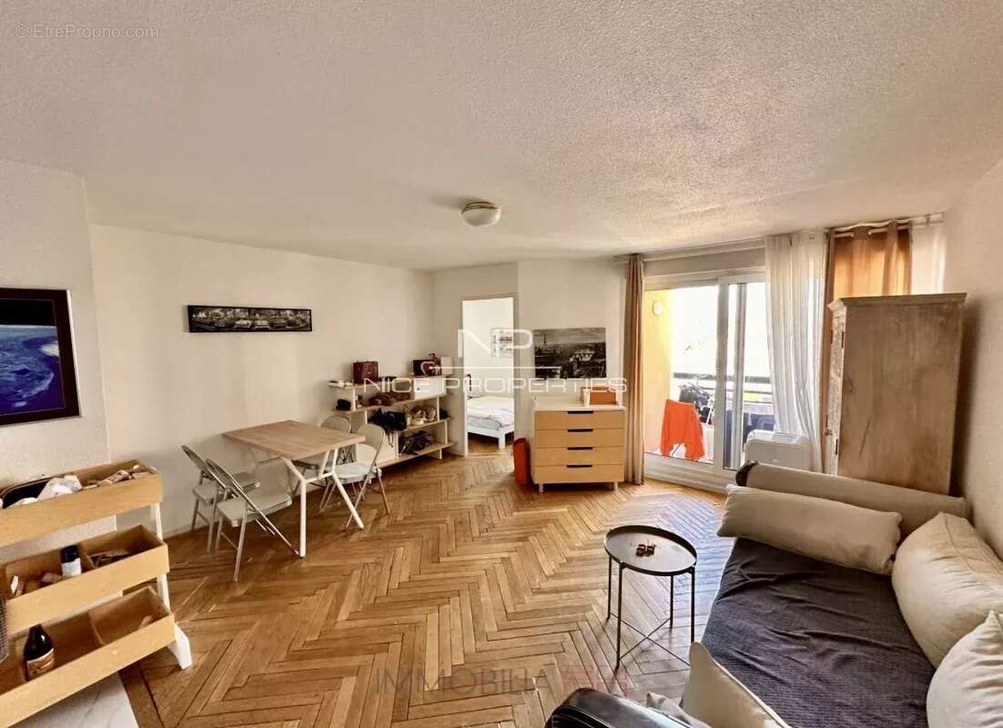 Appartement à BEAUSOLEIL