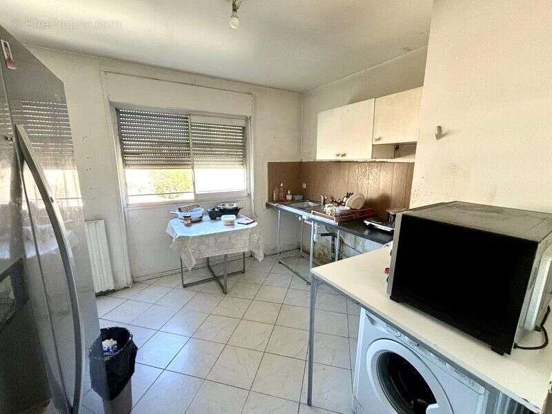 Appartement à MARSEILLE-3E