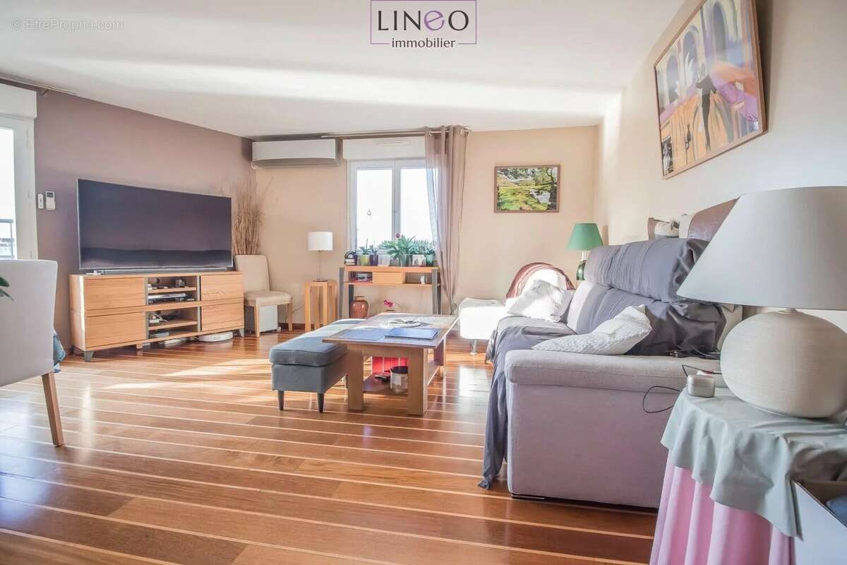 Appartement à CHOISY-LE-ROI