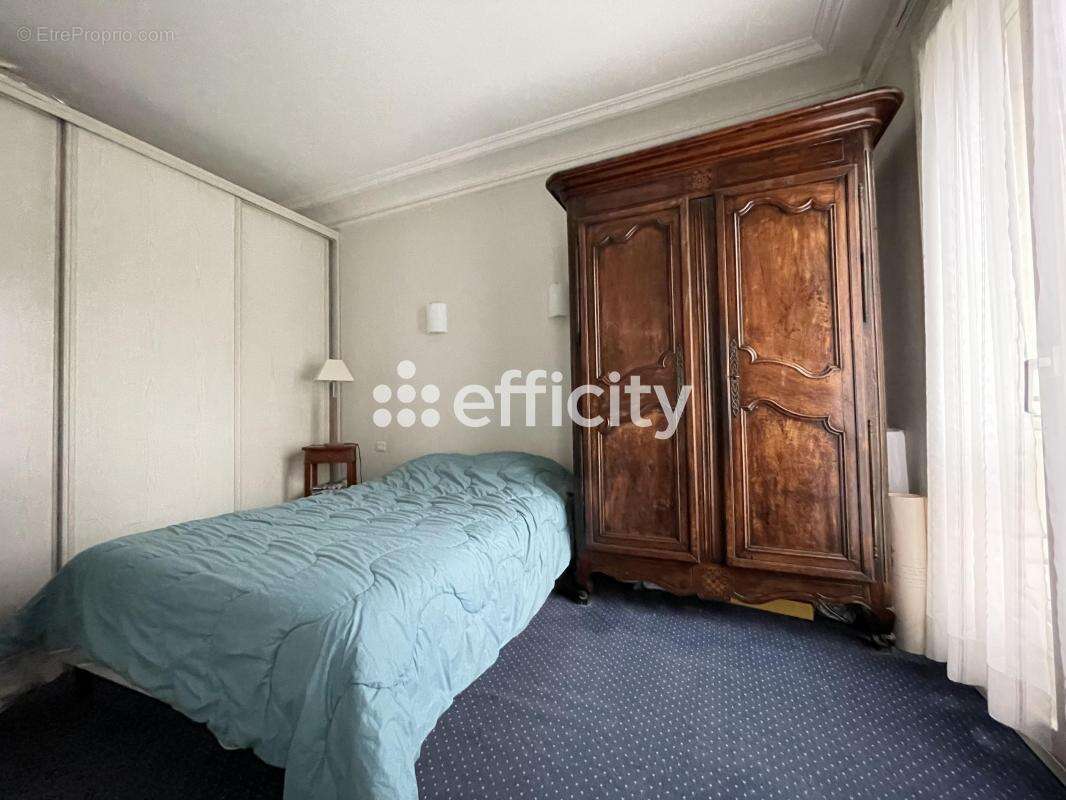 Appartement à PARIS-12E