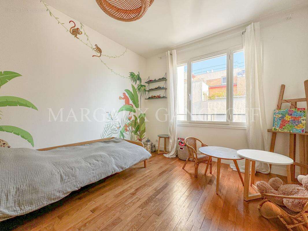 Appartement à ASNIERES-SUR-SEINE