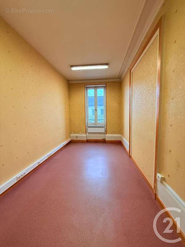 Appartement à MOULINS