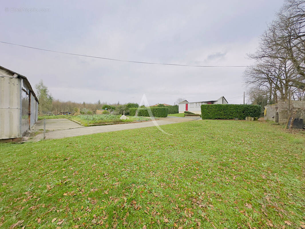 Maison à VENANSAULT