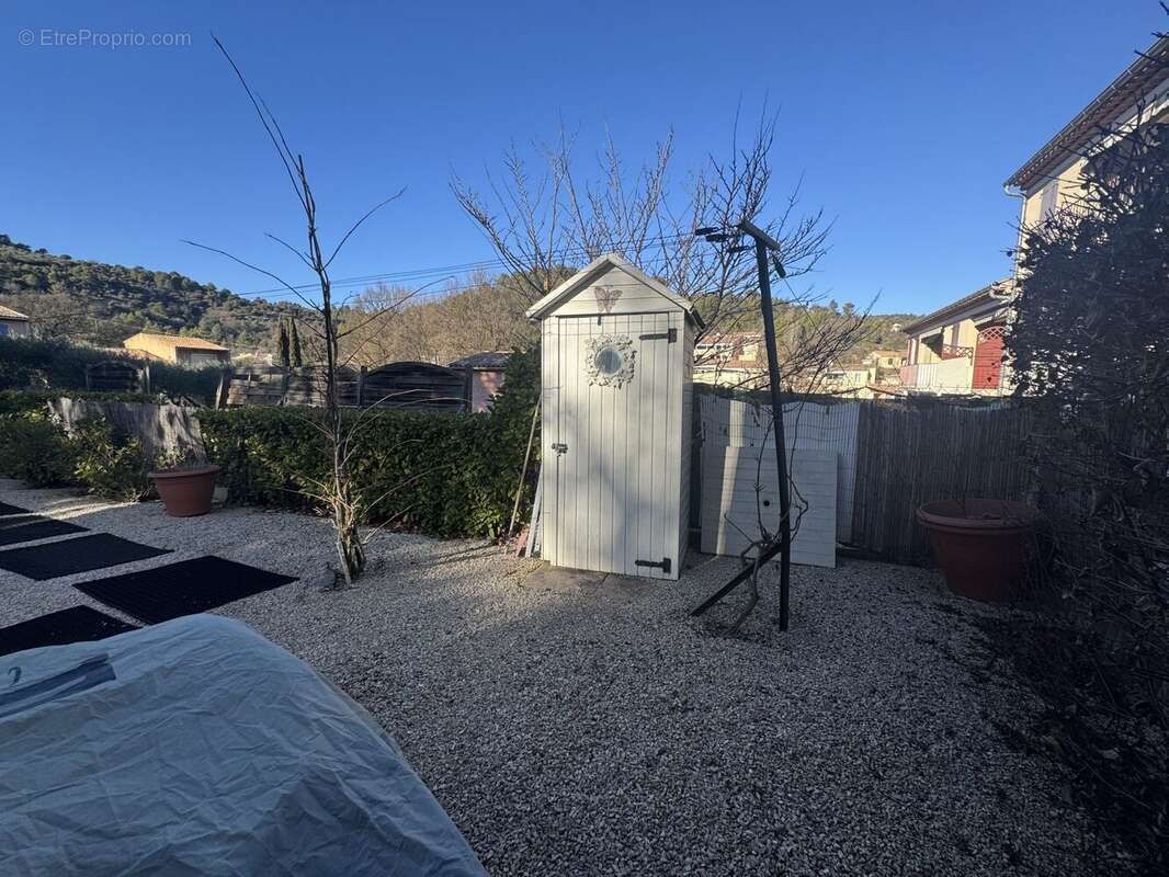 Appartement à GREOUX-LES-BAINS