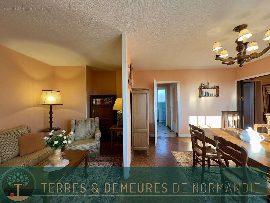 Appartement à BELLEVILLE-SUR-MER