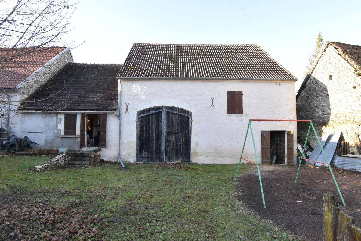 Maison à POUGNY