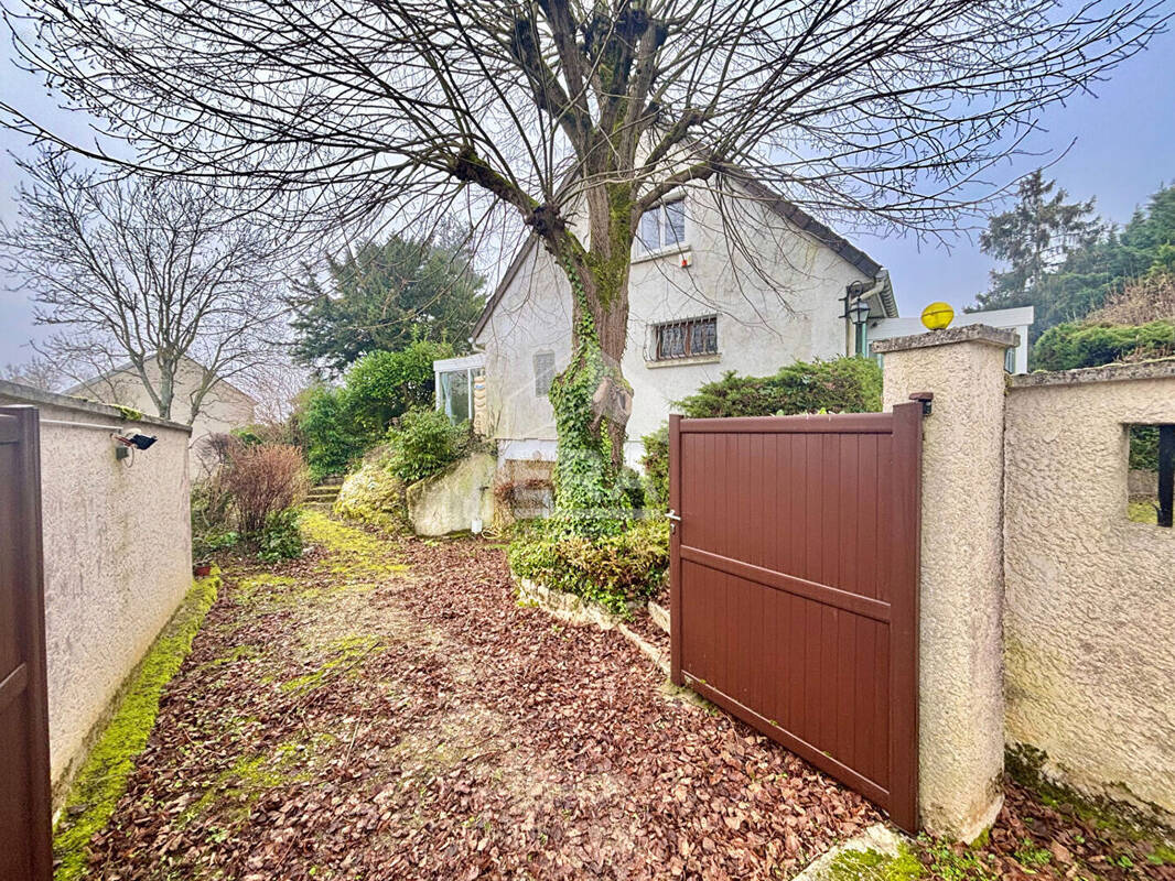 Maison à CHAMPCUEIL