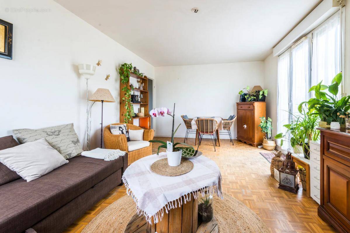 Appartement à RUEIL-MALMAISON