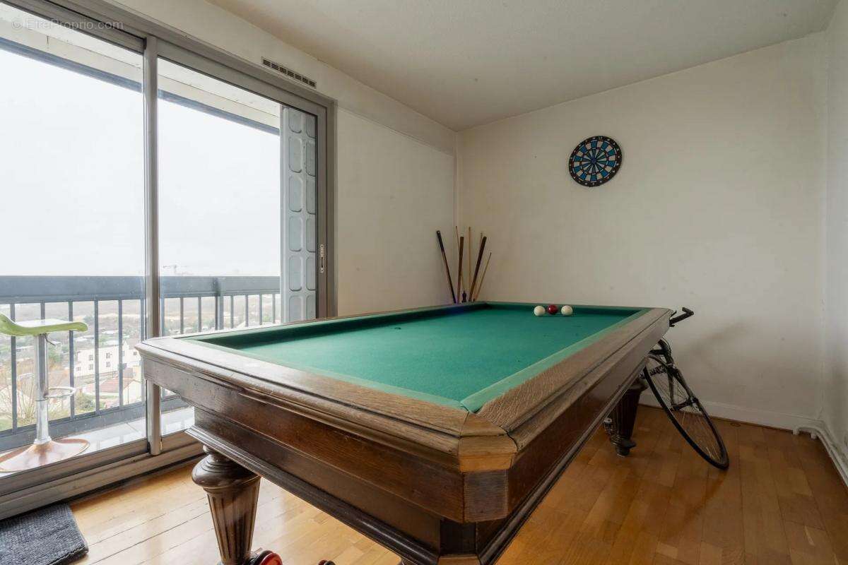 Appartement à PIERREFITTE-SUR-SEINE