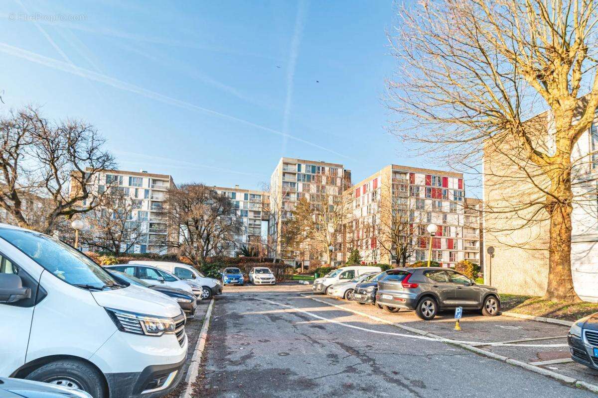 Appartement à PIERREFITTE-SUR-SEINE