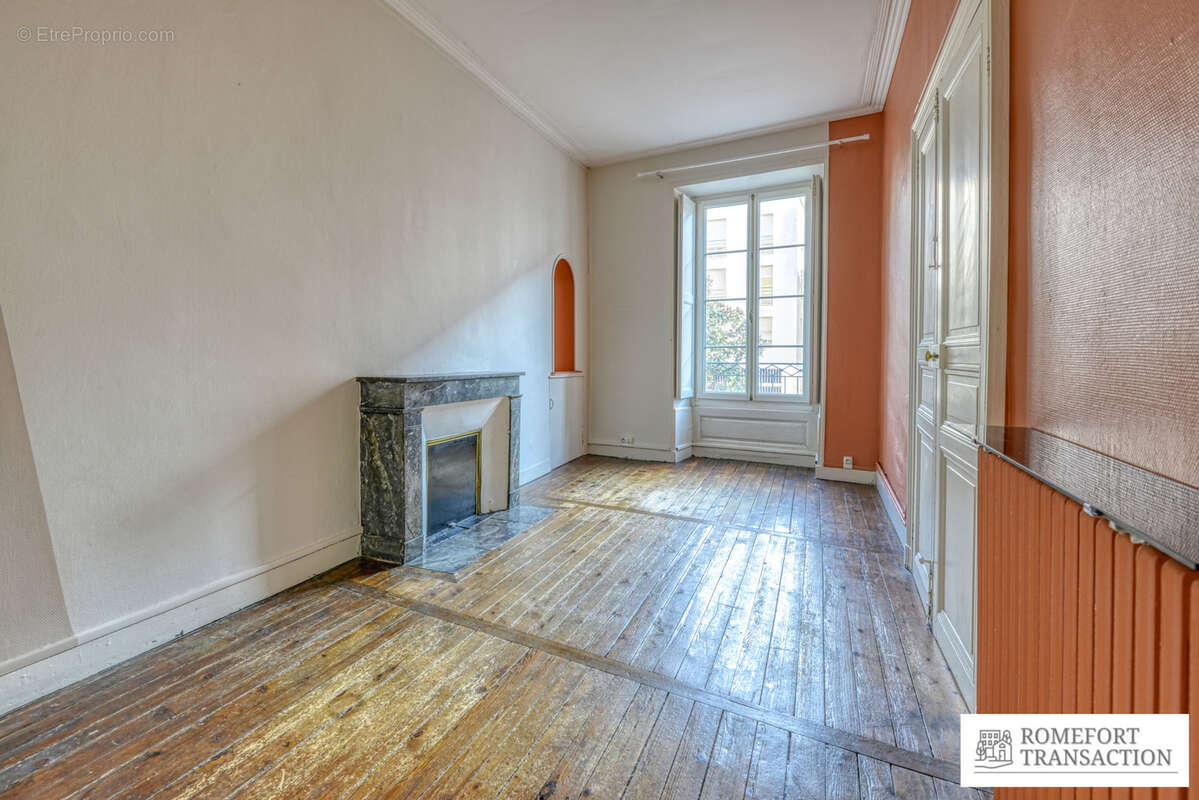 Appartement à NANTES