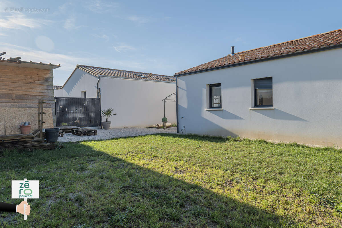 Maison à L&#039;AIGUILLON-SUR-VIE