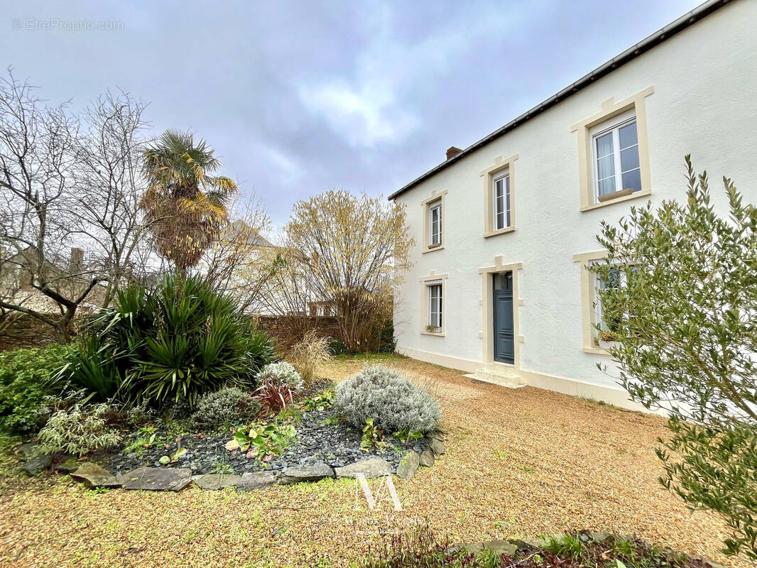 Maison à SEICHES-SUR-LE-LOIR