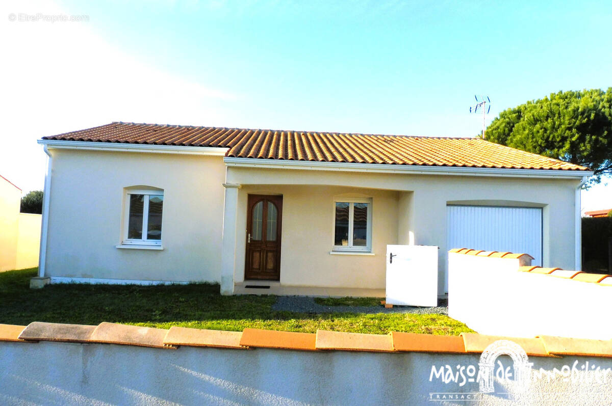 Maison à MESCHERS-SUR-GIRONDE