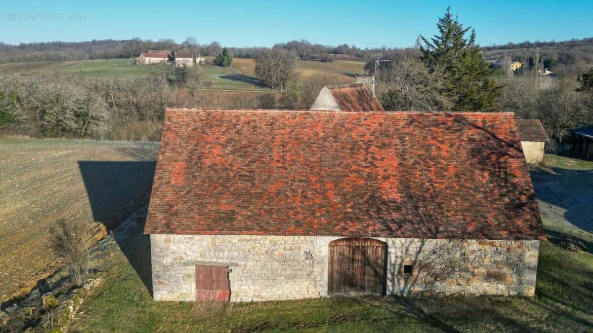 Maison à GOURDON