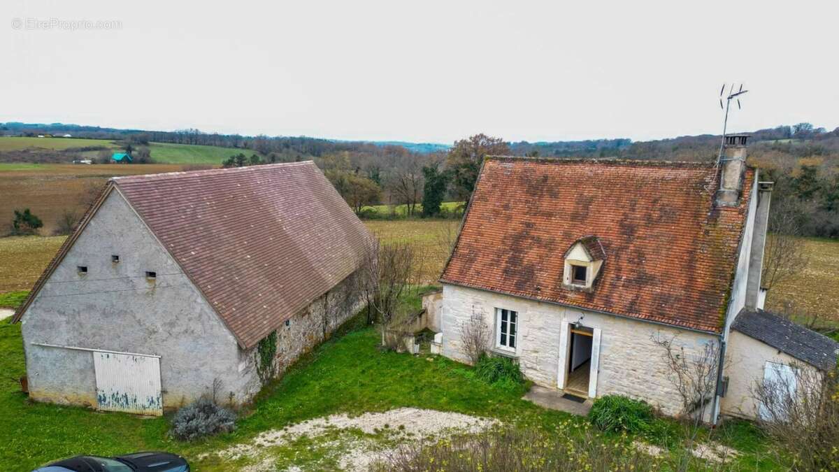 Maison à GOURDON