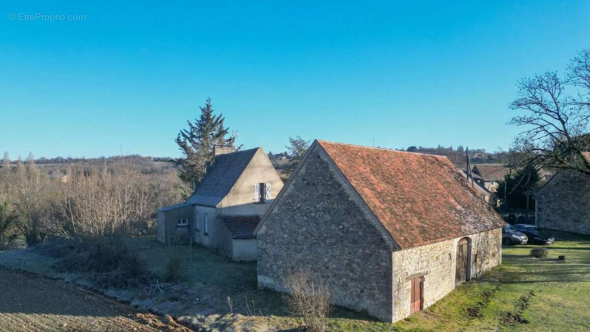 Maison à GOURDON