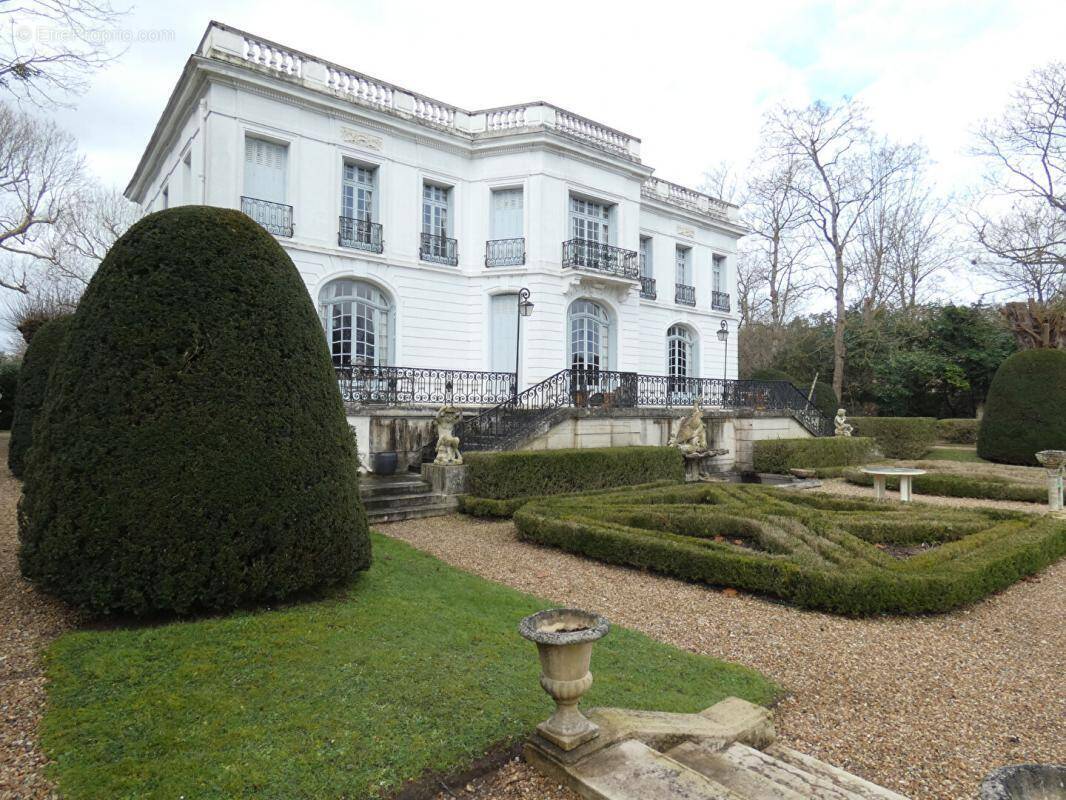 Maison à EZY-SUR-EURE