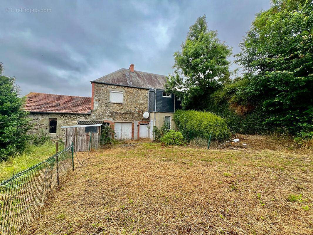 Maison à PONT-HEBERT