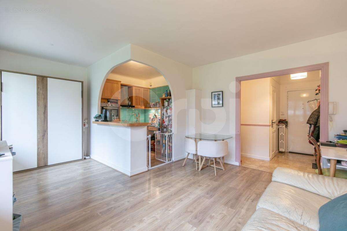 Appartement à NOGENT-SUR-MARNE