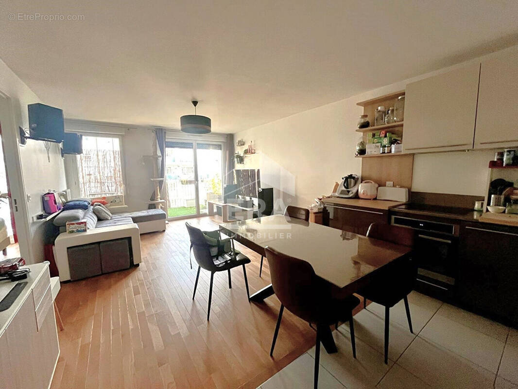 Appartement à IVRY-SUR-SEINE