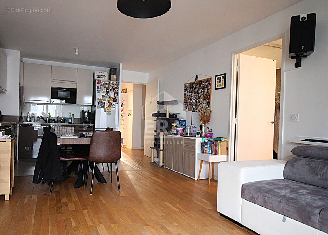 Appartement à IVRY-SUR-SEINE