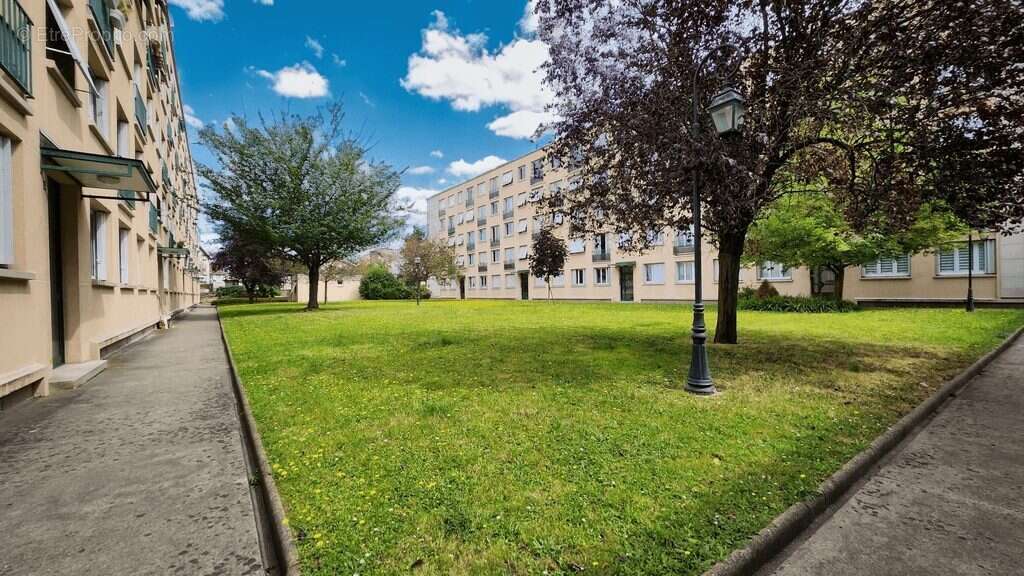 Appartement à MAISONS-ALFORT