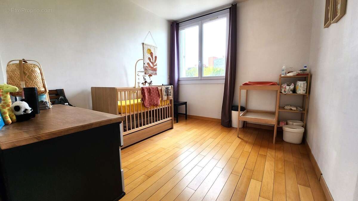 Appartement à MAISONS-ALFORT