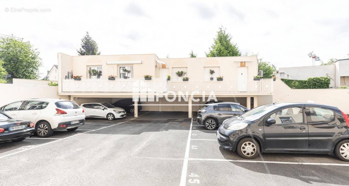 Appartement à SAVIGNY-SUR-ORGE