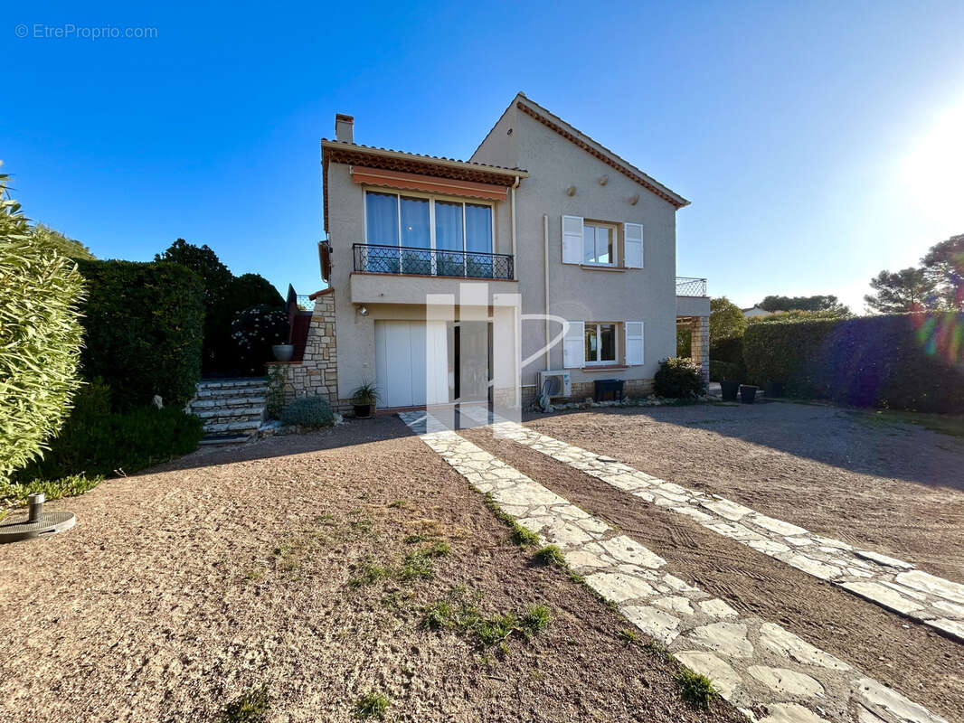 Maison à SAINT-RAPHAEL