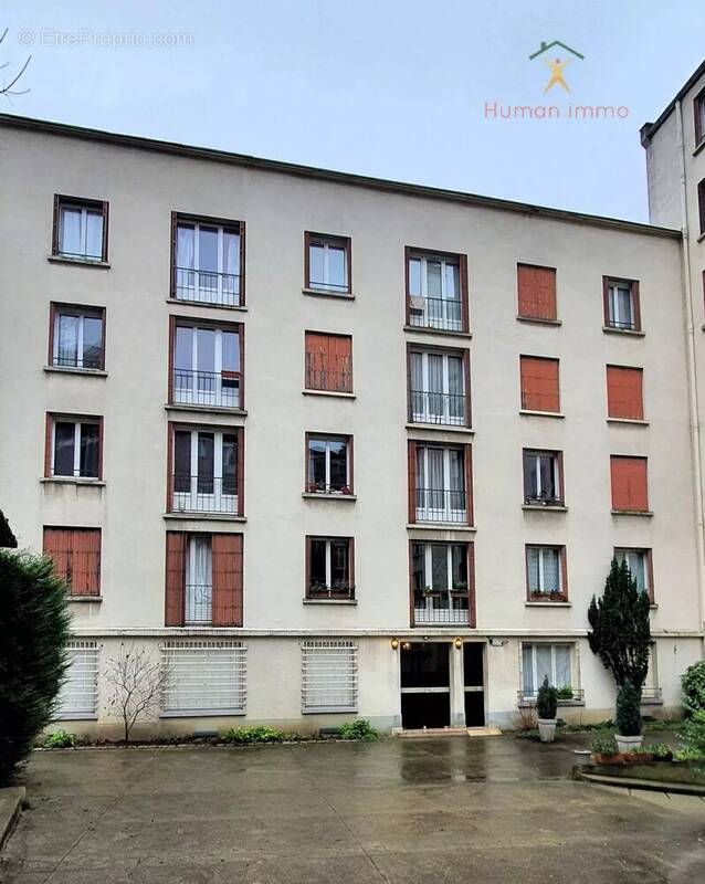 Appartement à BOURG-LA-REINE