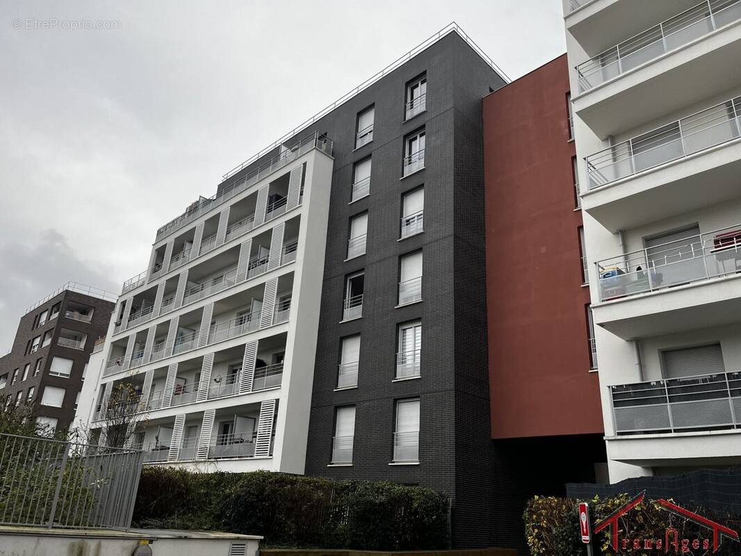 Immeuble 2 - Appartement à ROMAINVILLE