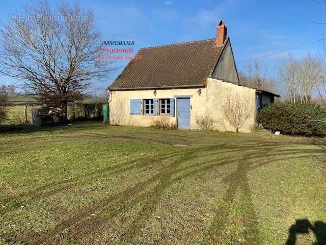 Maison à RIGNY-SUR-ARROUX