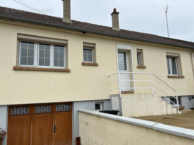 Maison à LIANCOURT