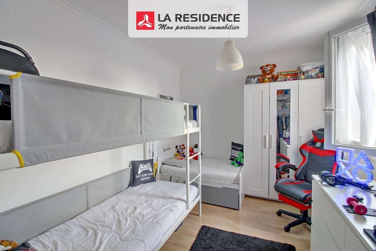 Appartement à LES MUREAUX