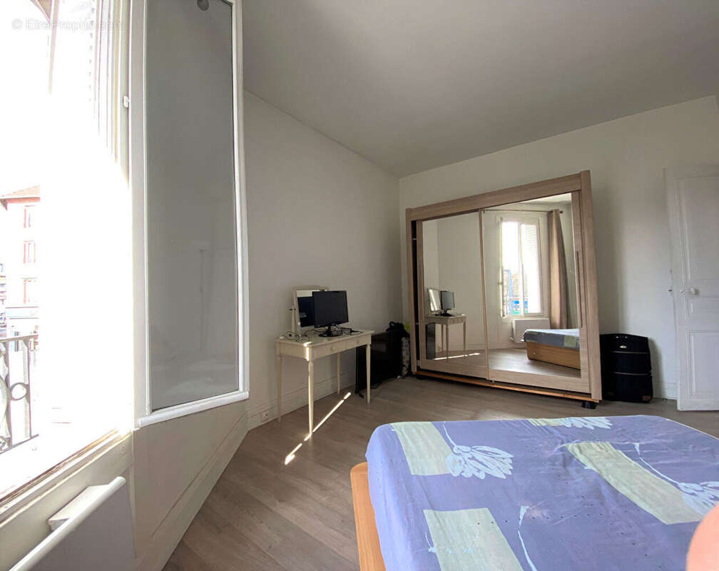 Appartement à SAINT-OUEN