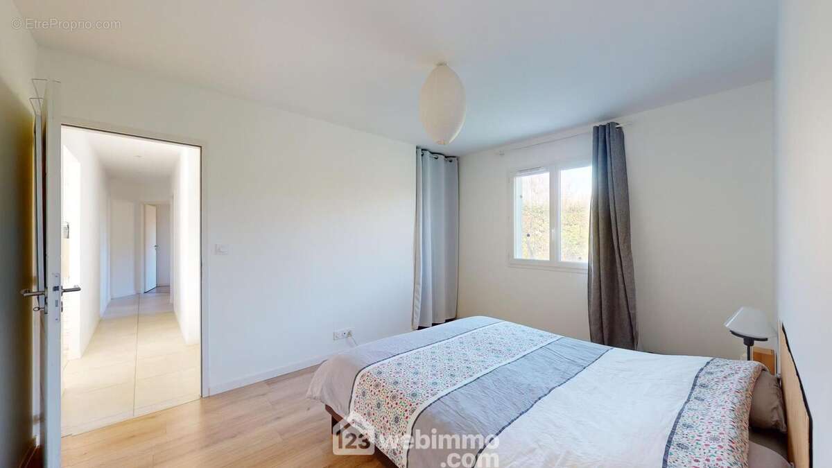 Suite parentale de 21 m2 avec salle d&#039;eau privative. - Maison à JARD-SUR-MER